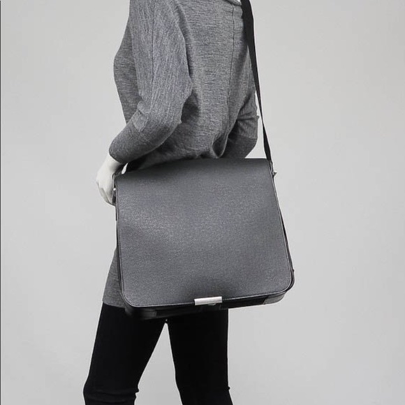 Louis Vuitton Bags Authentic Louis Vuitton Messenger Bag Poshmark